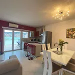 Mrvica Apartment
