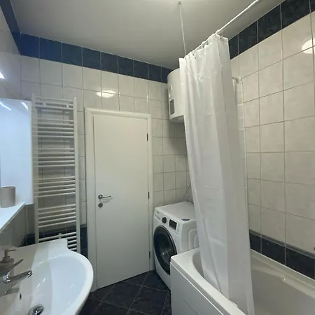 Mrvica * 特罗吉尔